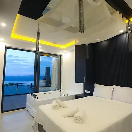 Fiyaka Garden Sapanca לינה וארוחת בוקר